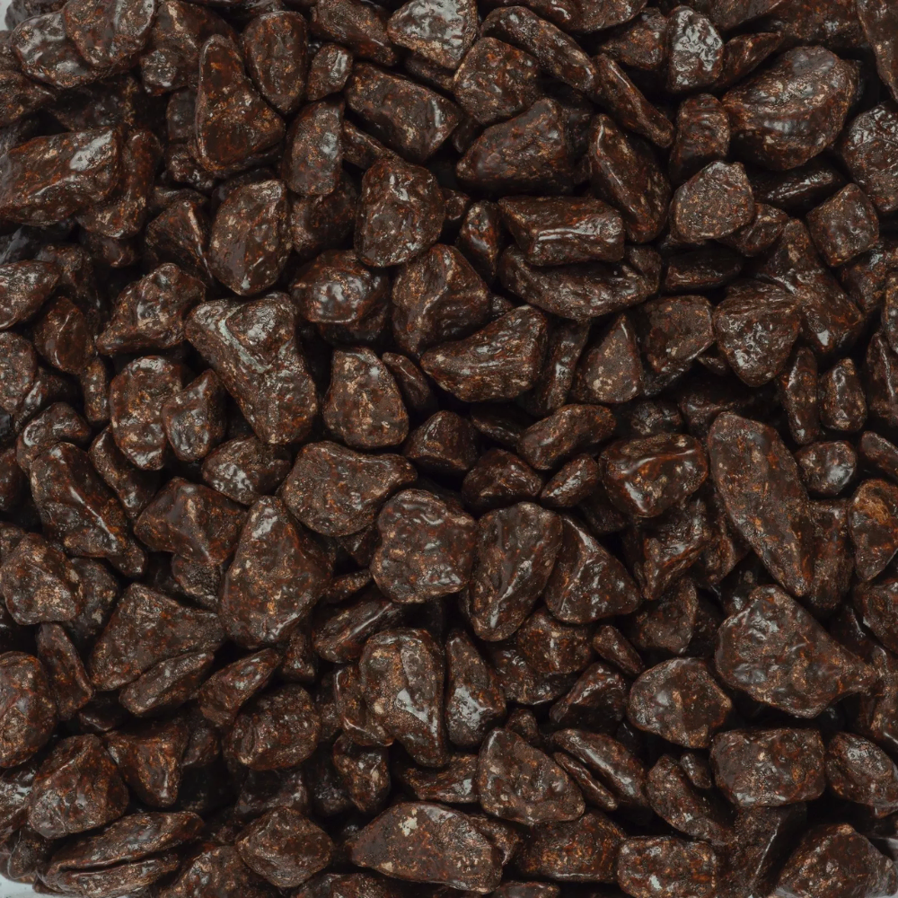 Piedras café decorativas pequeñas